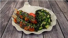  Szaszłyki yakitori z łososia
